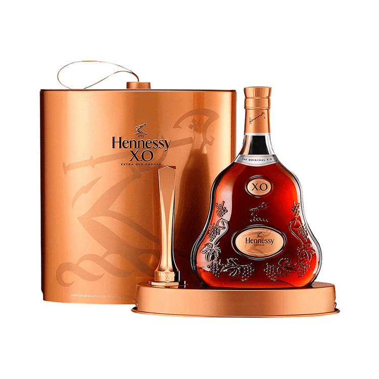 medium_passion_spirits_hennessy_xo_ice_stamp_1_7d80e73b8b.png Hennessy XO Cognac Holiday Bottle With Gift Box & Ice Stamp - Image 1